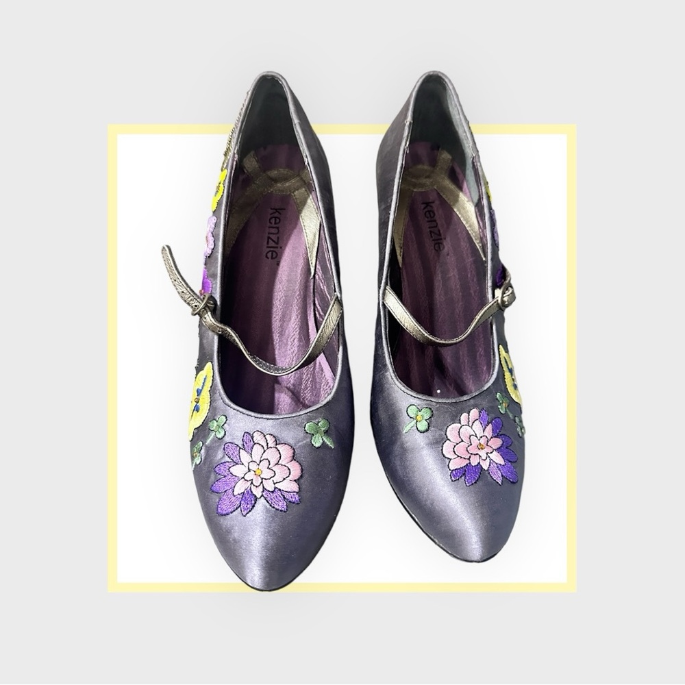 Funky Embellished Gray Satin Boho Charm  Wedges 8.5